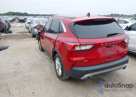 2020 Ford Escape Se z USA, uszkodzony, nr VIN 1FMCU9G60LUA04381